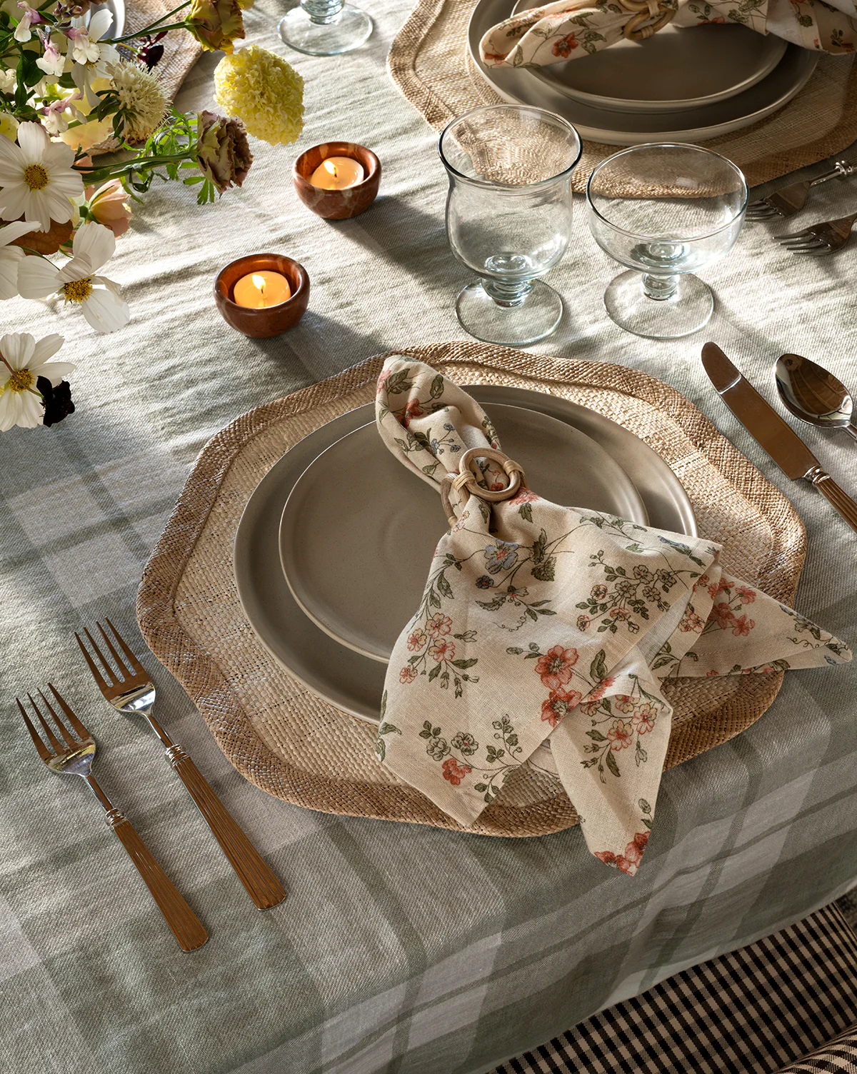 Amberly Woven Placemat - Image 2