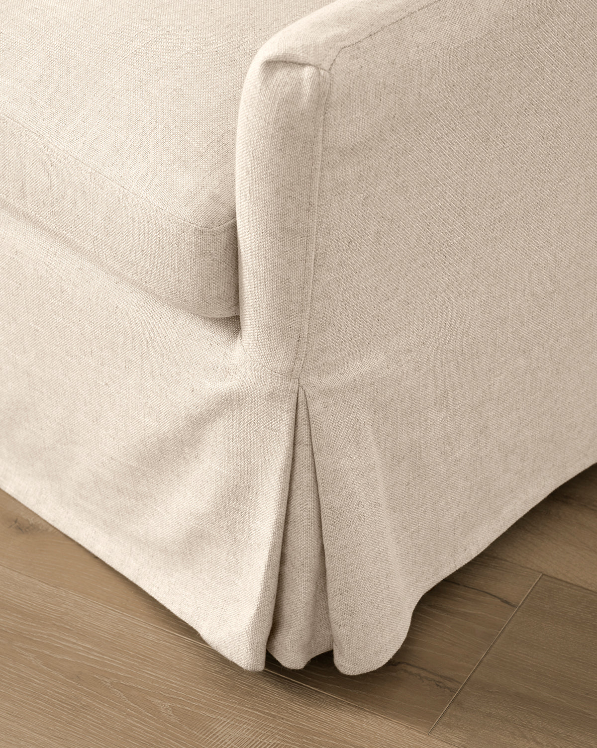 Andie Swivel Armchair - Image 3