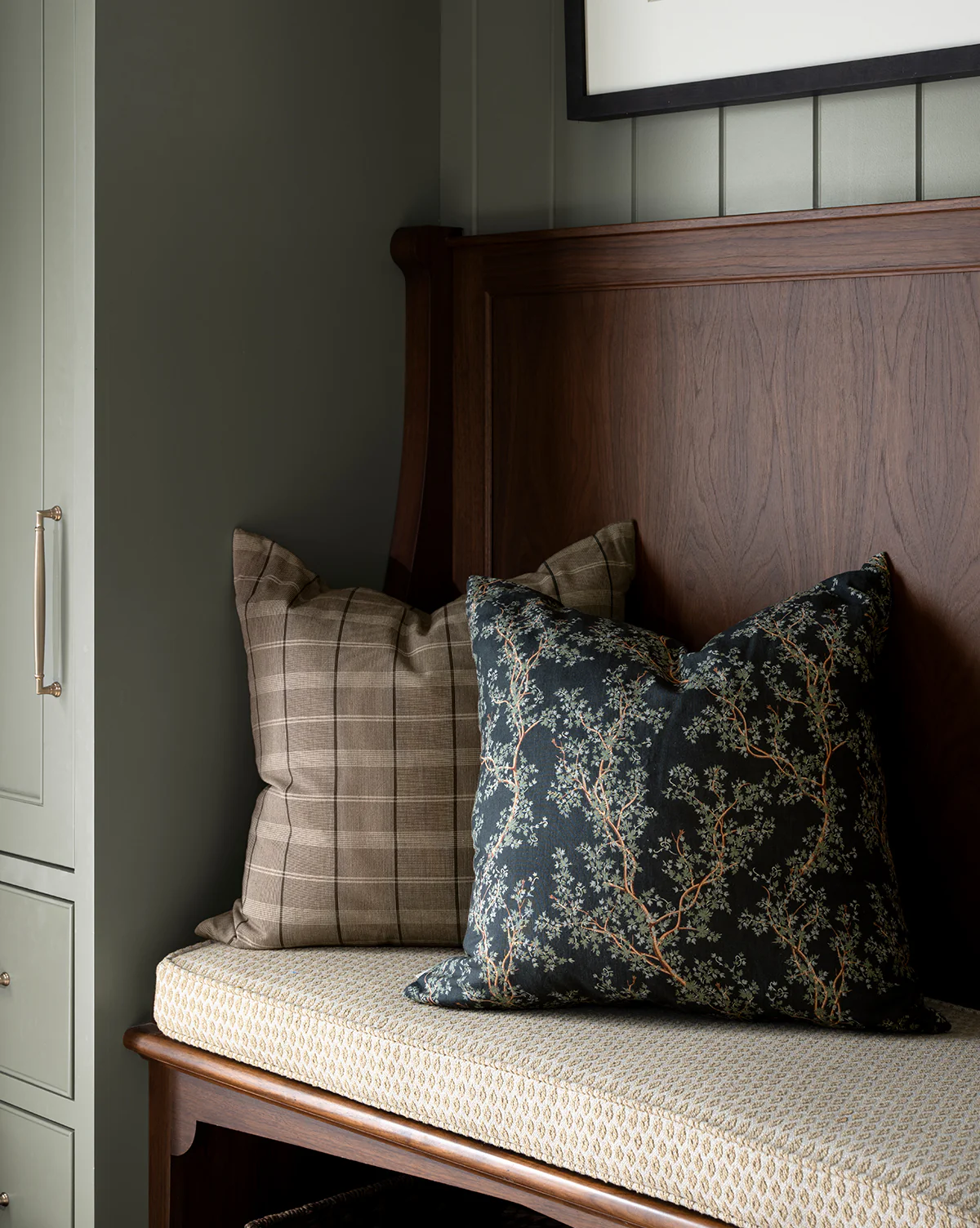 Antigone Pillow Cover - Image 2