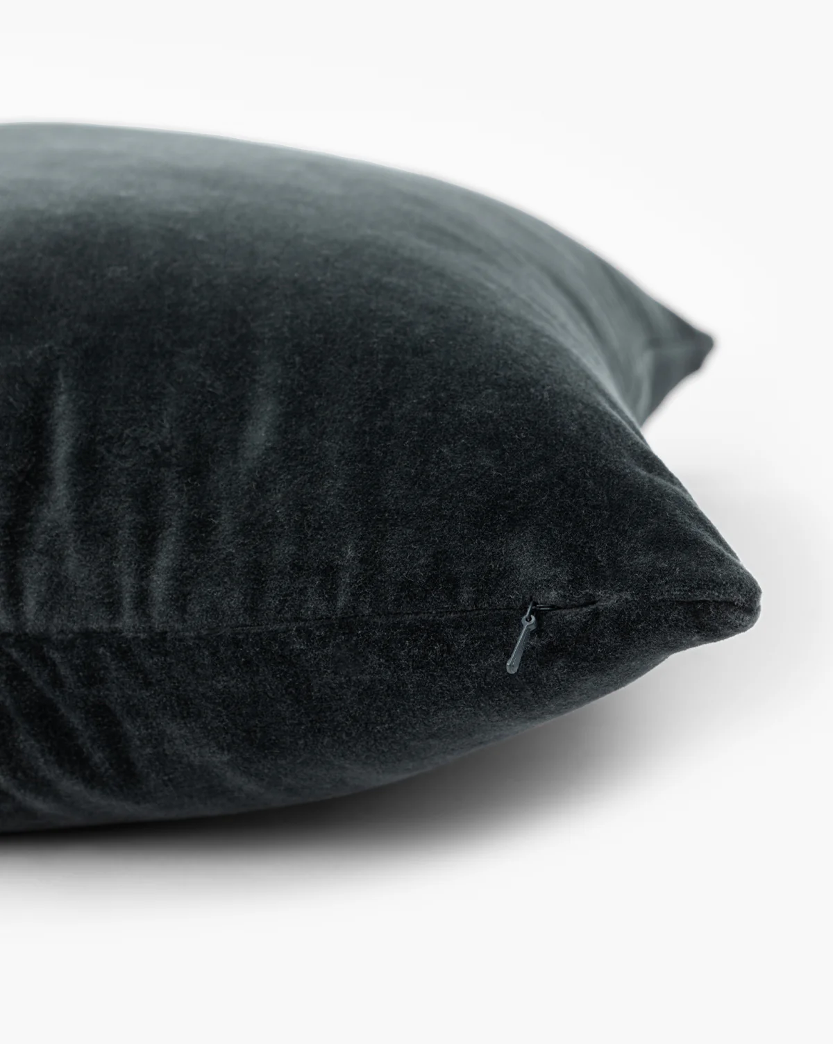 Bellevue Velvet Pillow Cover - Image 11