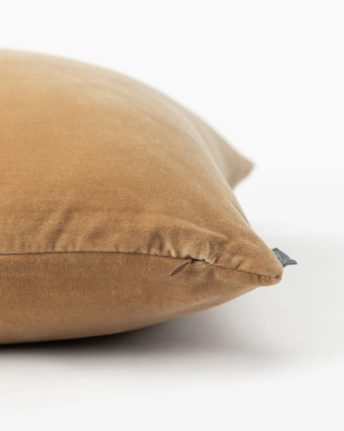 Bellevue Velvet Pillow Cover - Image 15