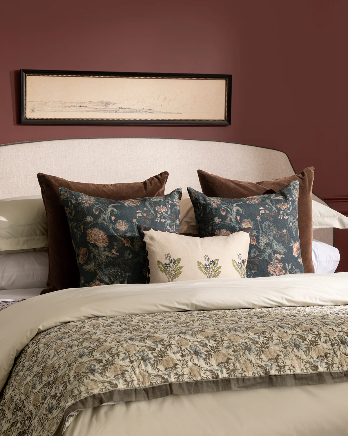 Bellevue Velvet Pillow Cover - Image 4