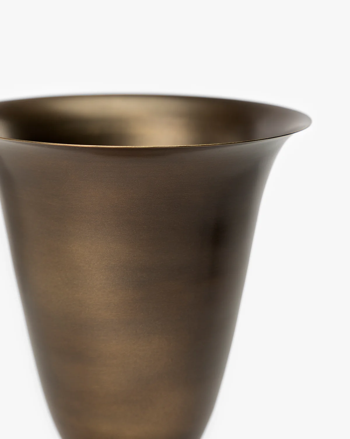 Belmont Brass Vase - Image 3