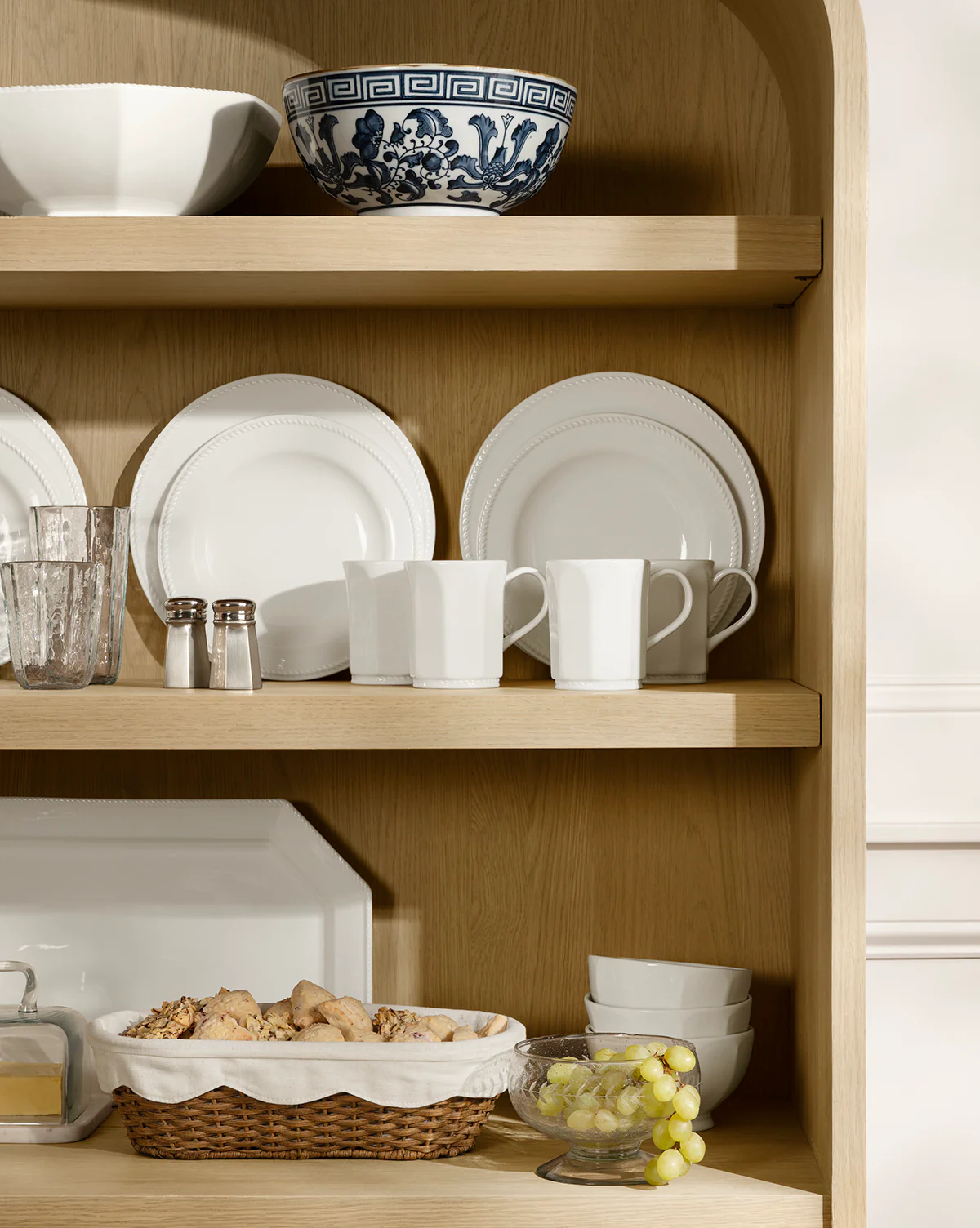 Blue & White Bowls (Set of 2) - Image 3