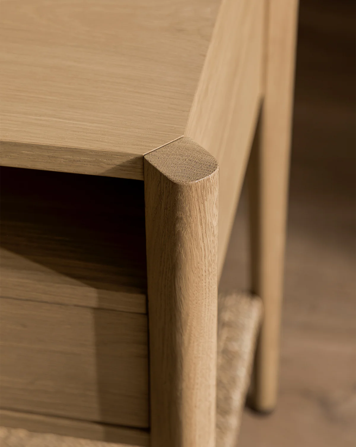 Dana White Oak Nightstand - Image 3