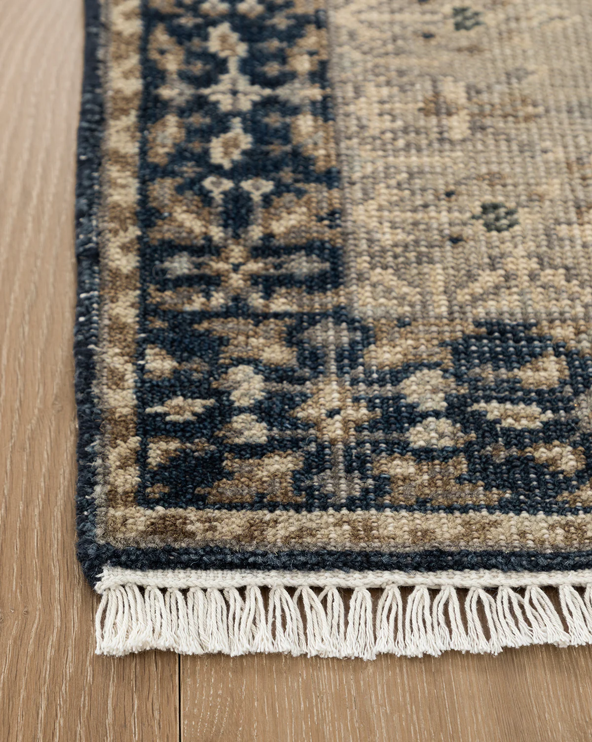 Deveraux Hand-Knotted Wool Rug - Image 5