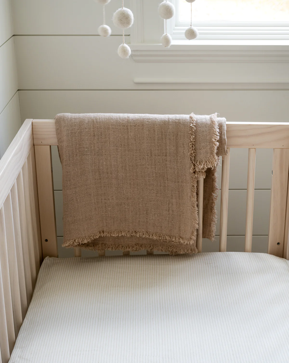 Easton Crib Sheet - Image 4