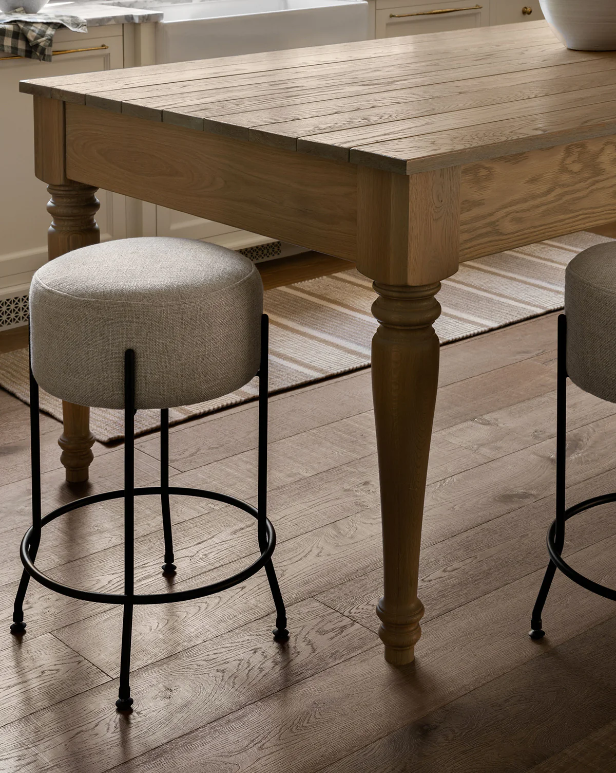 Evander Counter Stool - Image 4