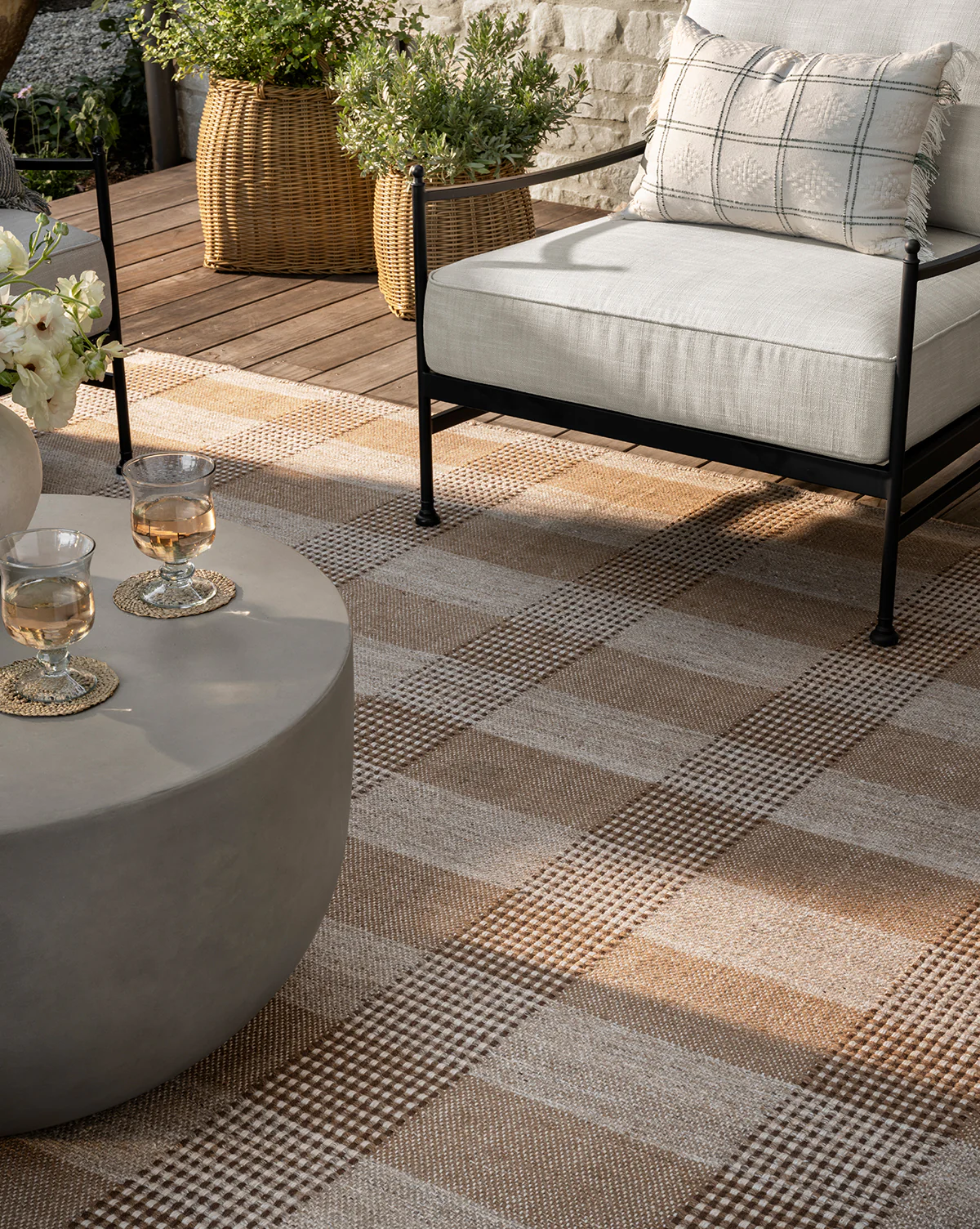 Hargrove Handwoven Indoor/Outdoor Rug - Image 2