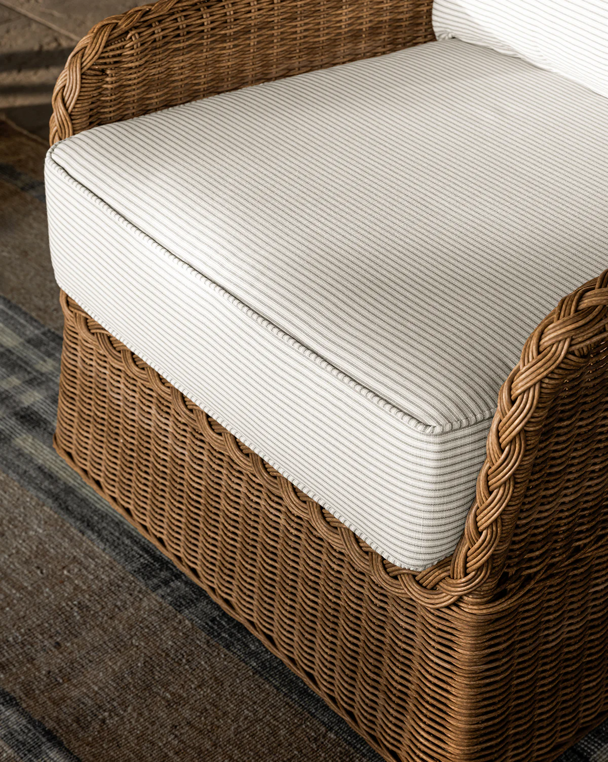Haviland Outdoor Swivel Lounge Chair - Image 3