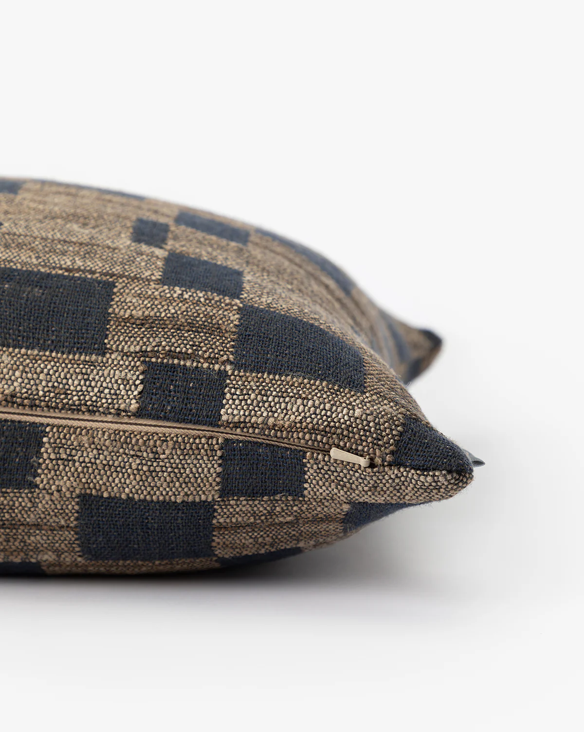 Hedgerow Navy Pillow Cover - Image 3