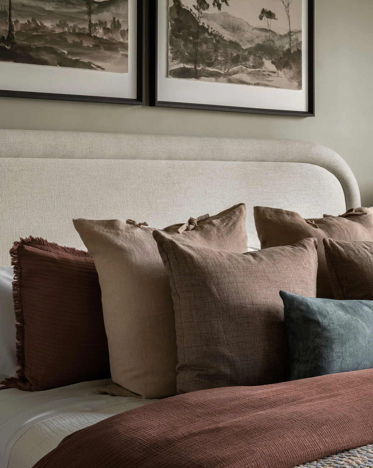 Kara Linen Pillow Cover - Image 3