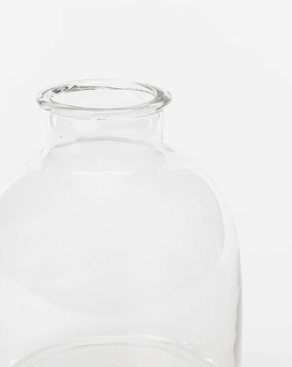 Kelby Glass Vase - Image 4