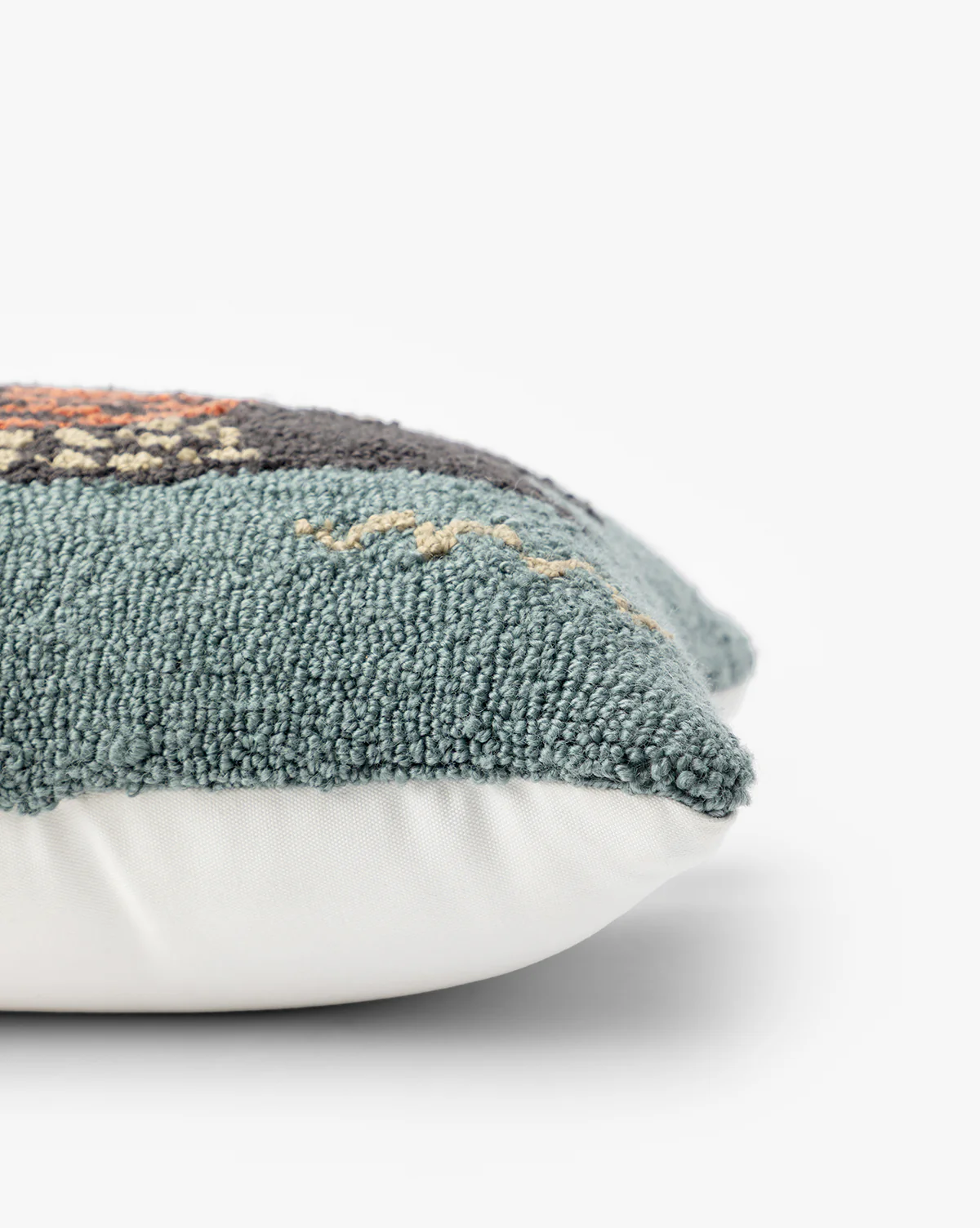 Poisson Indoor/Outdoor Pillow - Image 3