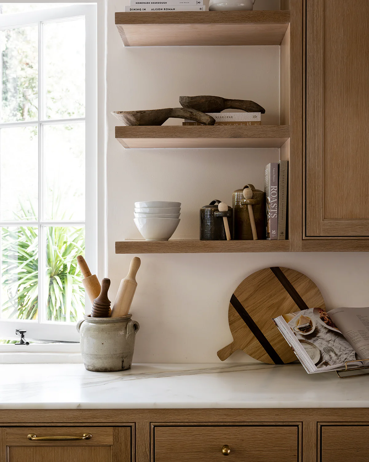 Round Oak Bread Board - Image 4