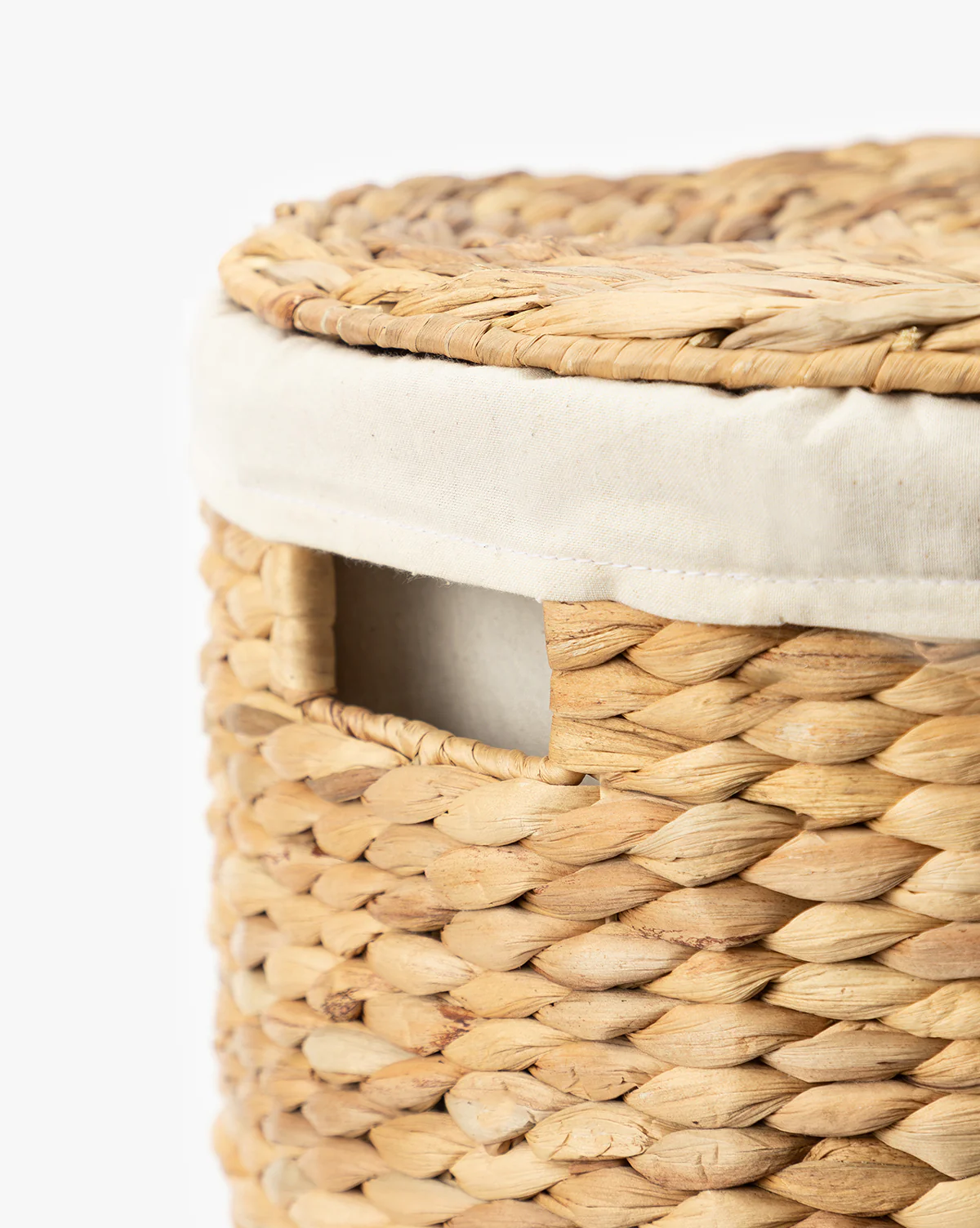 Round Water Hyacinth Basket - Image 3
