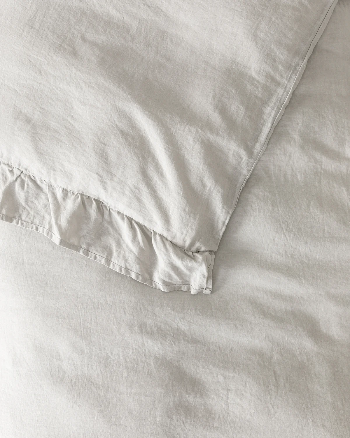 Ruffle Linen Duvet Cover - Image 6