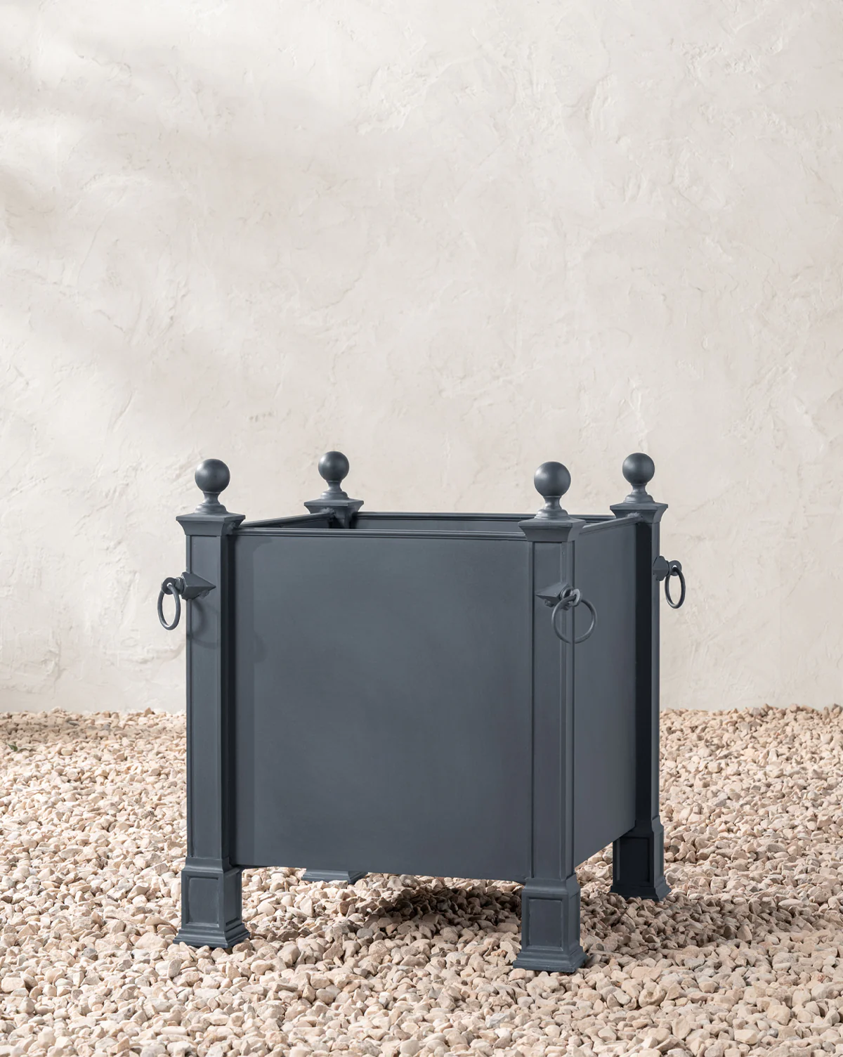 Saracen Outdoor Planter - Image 13
