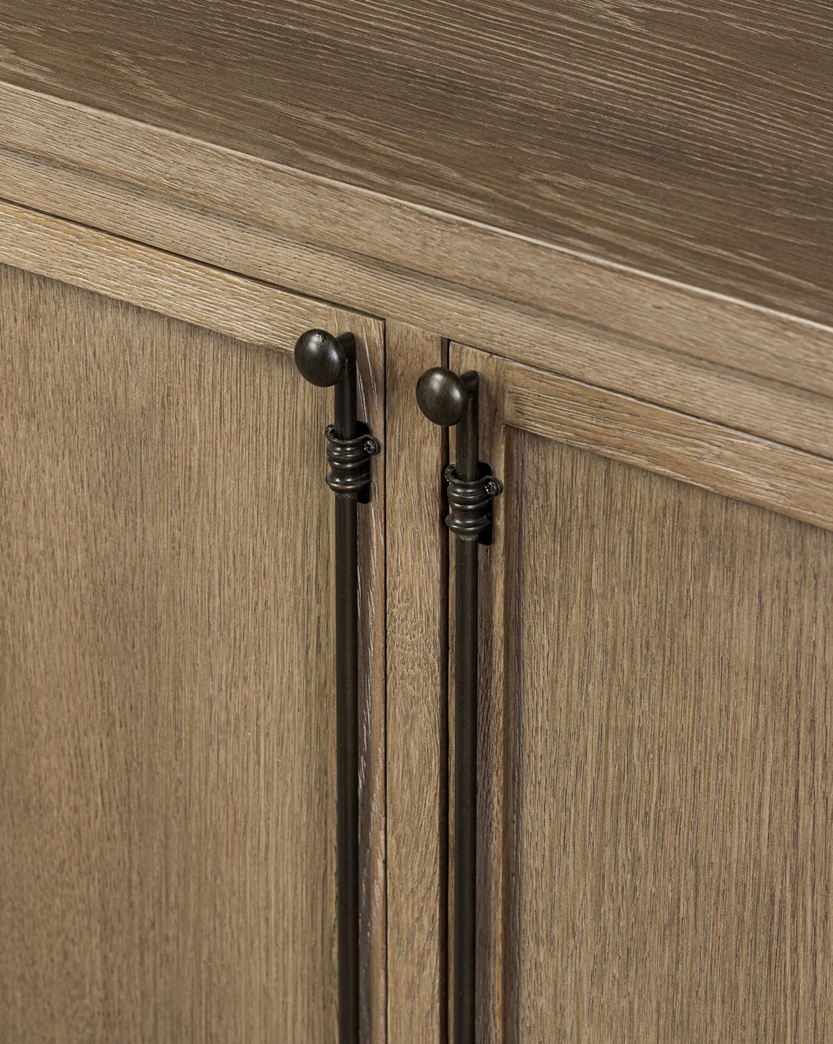 Stonington Oak Sideboard - Image 6