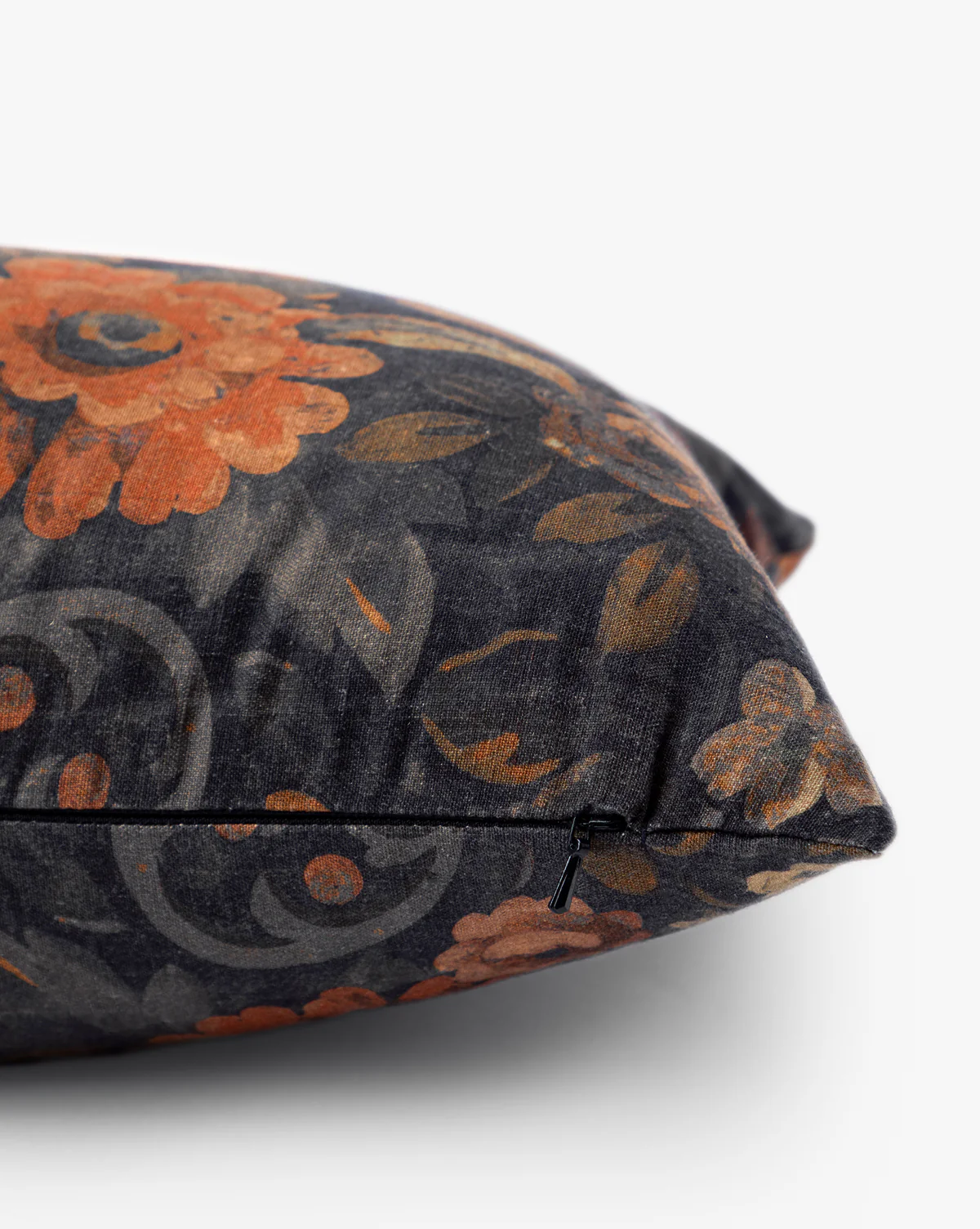 Undercliff Floral Pillow - Image 3