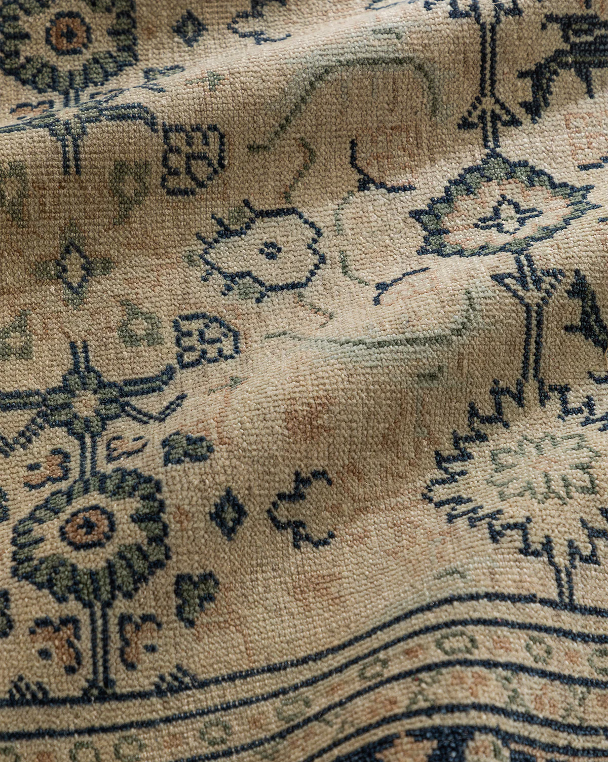Vercelli Hand-Knotted Wool Rug - Image 4
