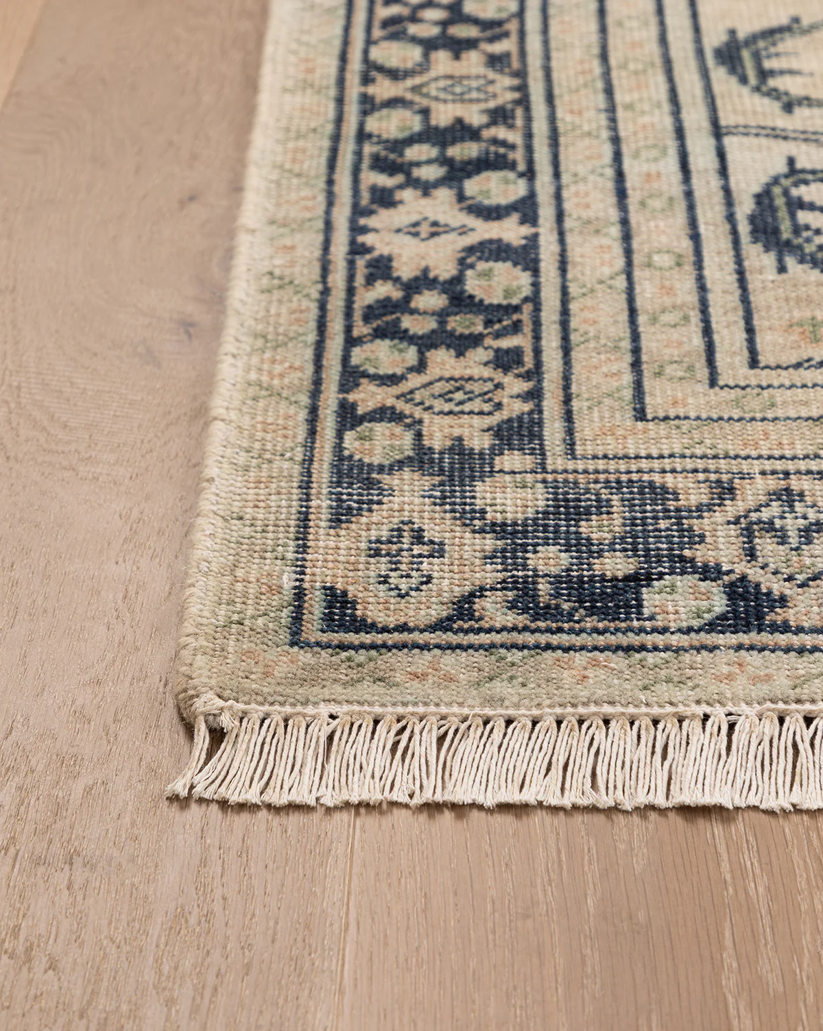 Vercelli Hand-Knotted Wool Rug - Image 6