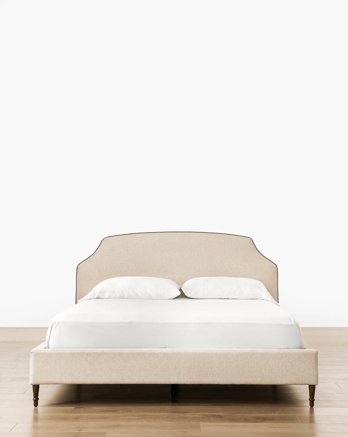 Willoughby Bed - Image 2