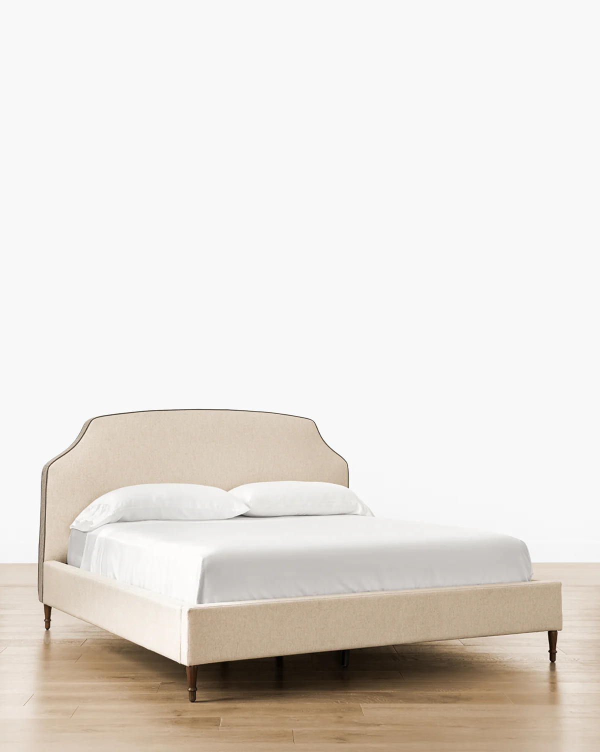 Willoughby Bed - Image 6