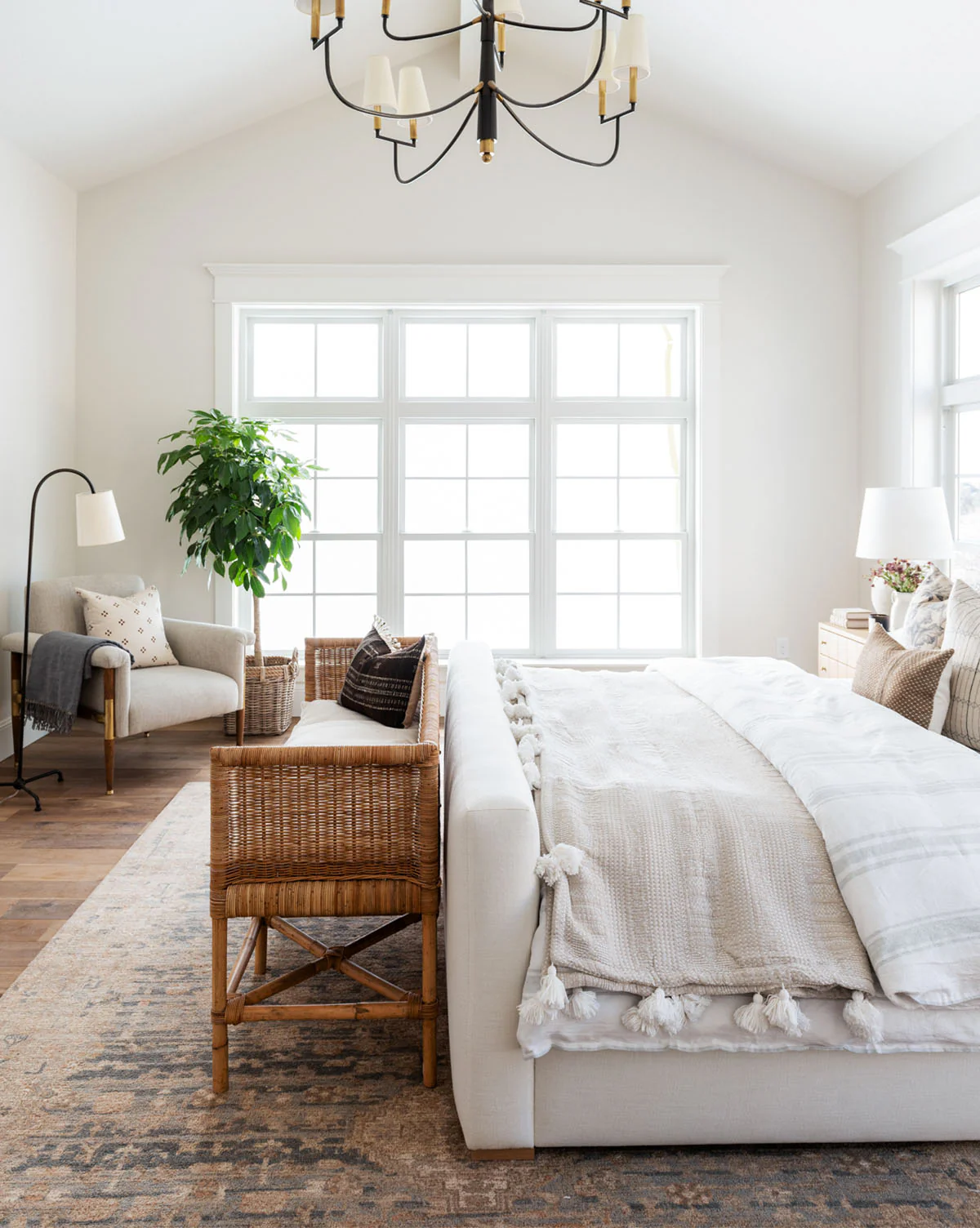 Wilshire Hand-Tufted Wool Rug - Image 3