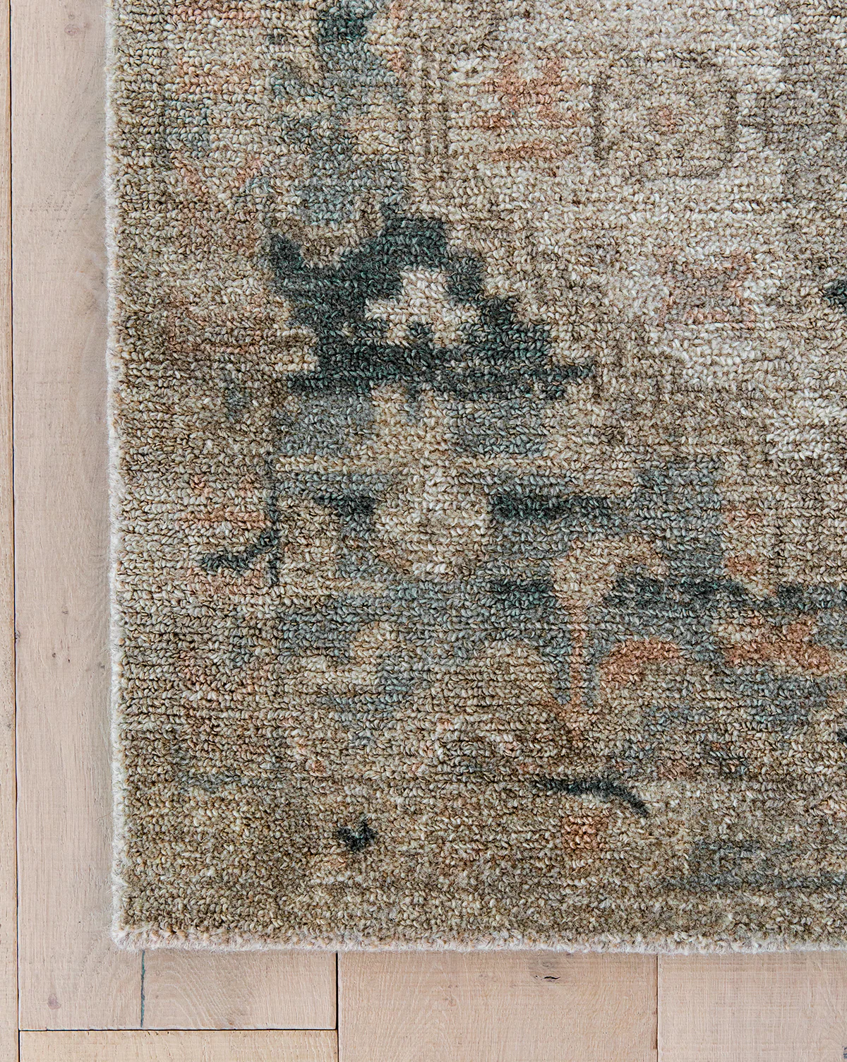 Wilshire Hand-Tufted Wool Rug - Image 4