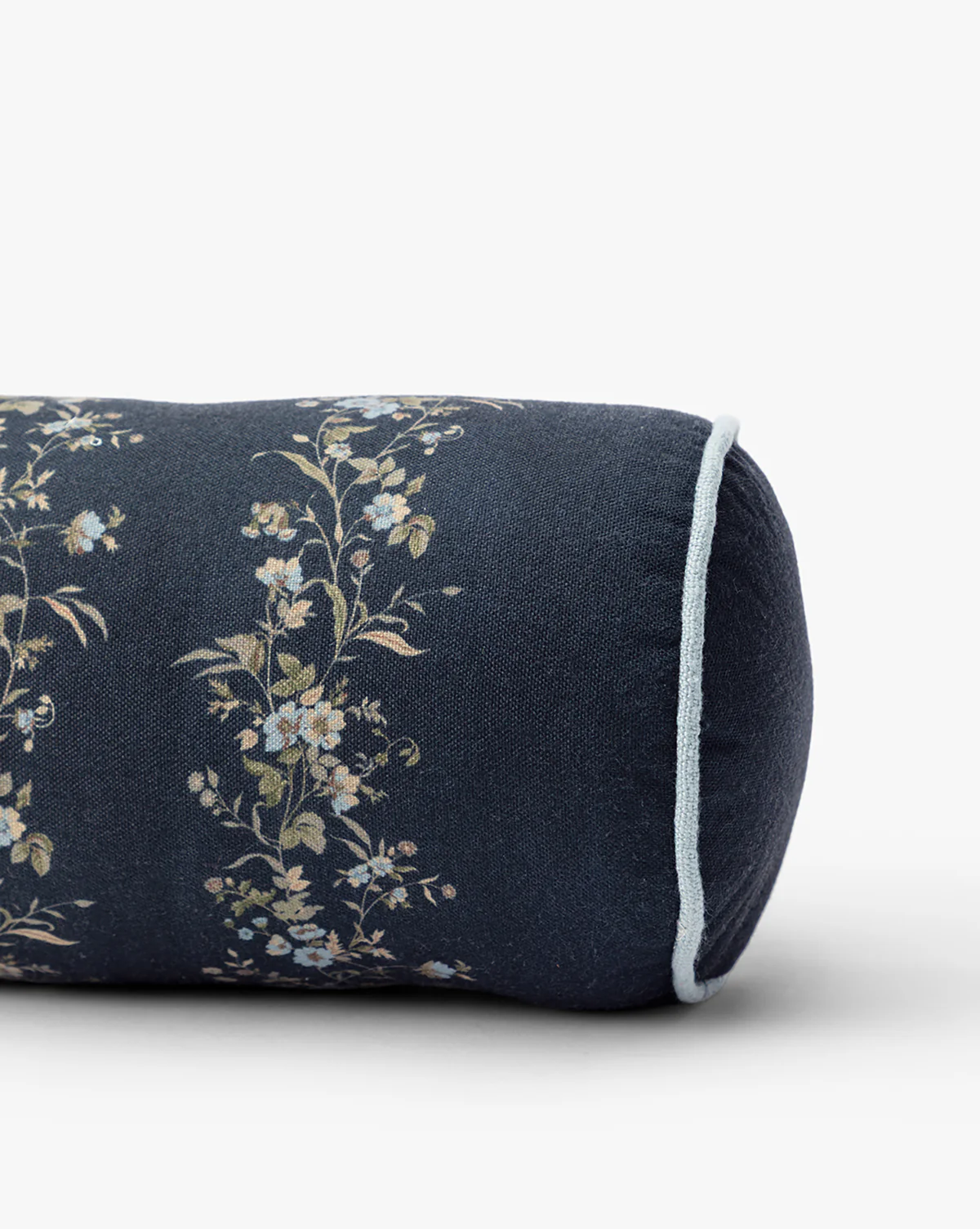 Wyeth Indoor/Outdoor Pillow - Image 3