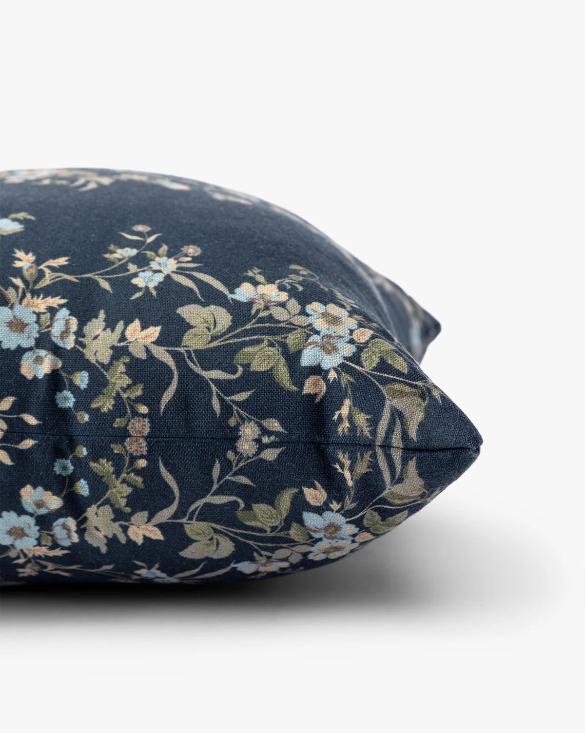 Wyeth Indoor/Outdoor Pillow - Image 7